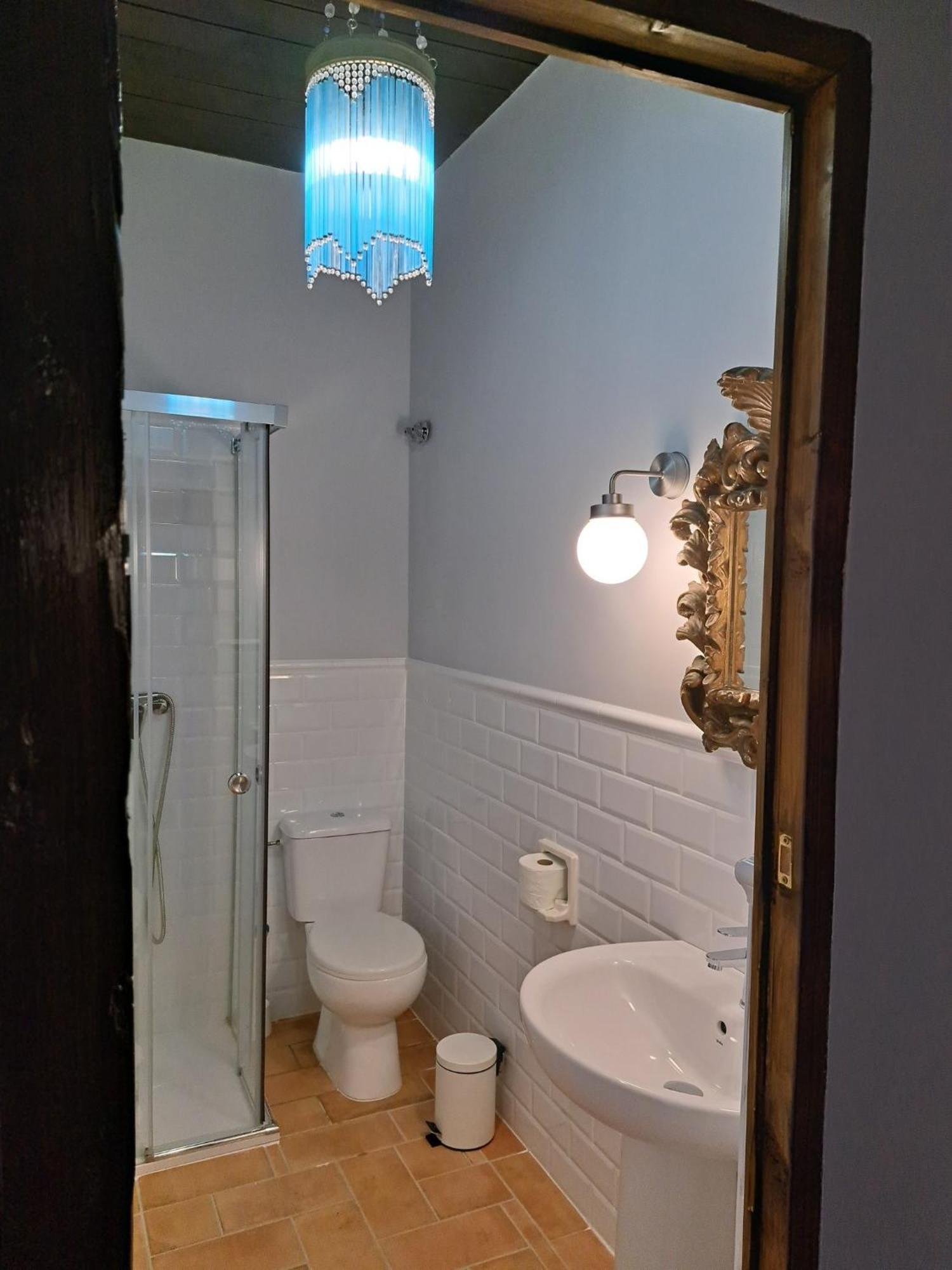 Habitación Doble con baño privado - 2 camas